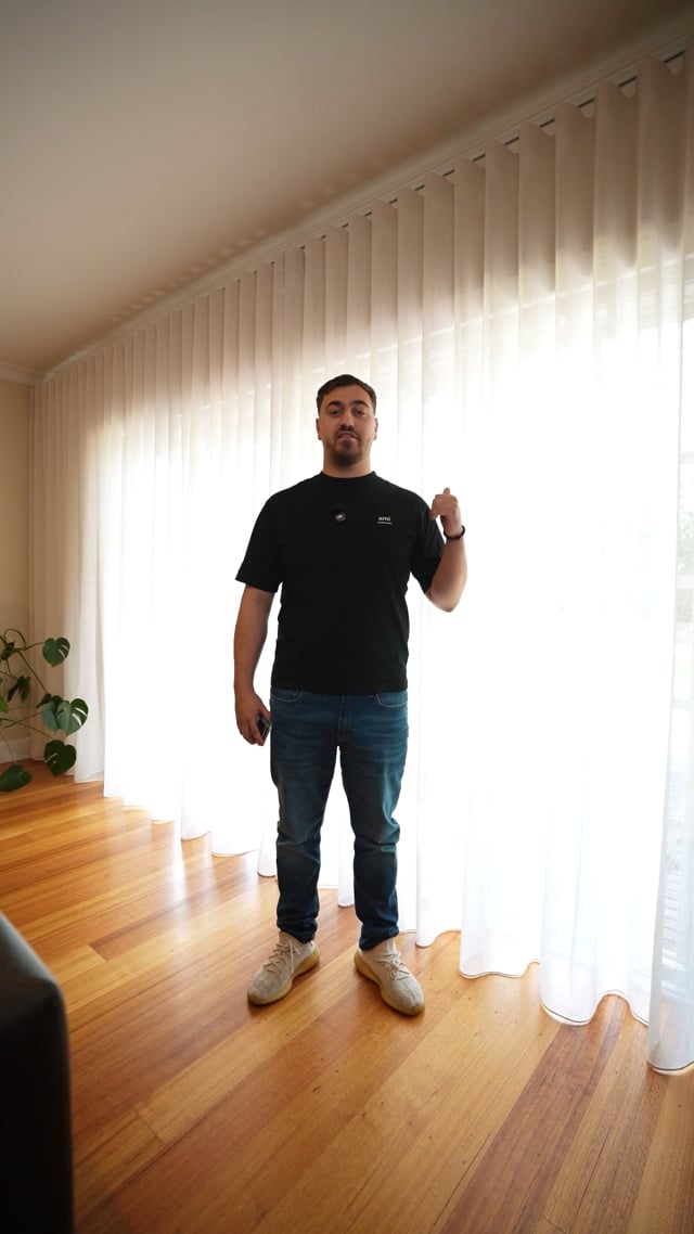 Curtains and blinds: opening frame